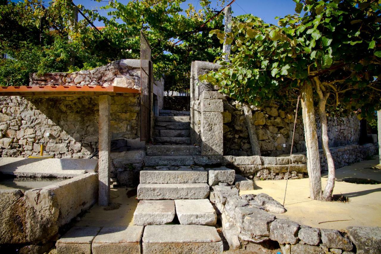 شقة Casa Na Quinta De Valinhas Vitorino dos Piães المظهر الخارجي الصورة